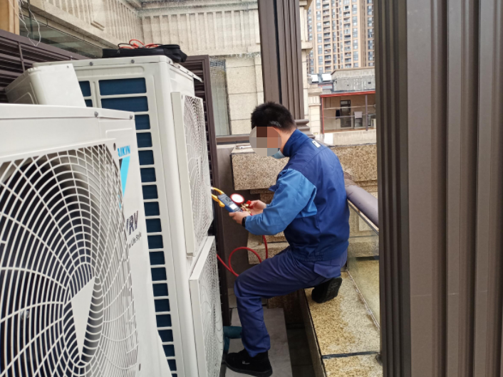 上海大金中央空调维修清洗保养公司